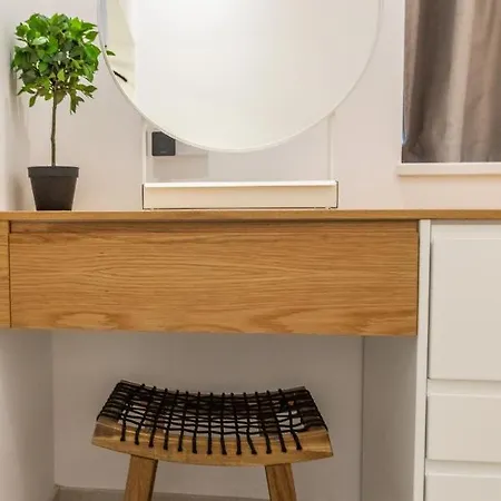 Aparthotel - Unique Staying In Centre Paphos