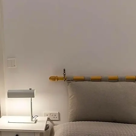 - Unique Staying In Centre Апарт-отель Пафос