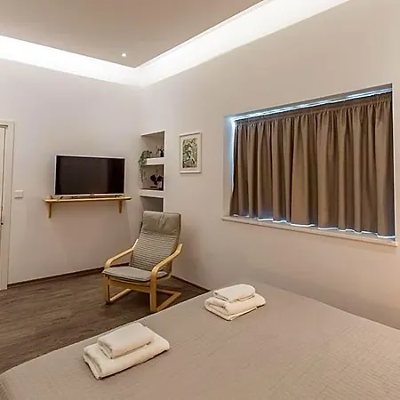 - Unique Staying In Centre