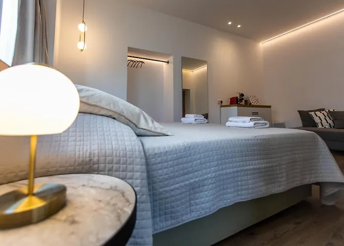 Apartahotel - Unique Staying In Centre