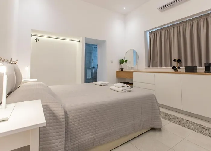 Ξενοδοχείο με διαμερίσματα - Unique Staying In Centre 3*