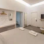 - Unique Staying In Centre Apart Otel Pafos
