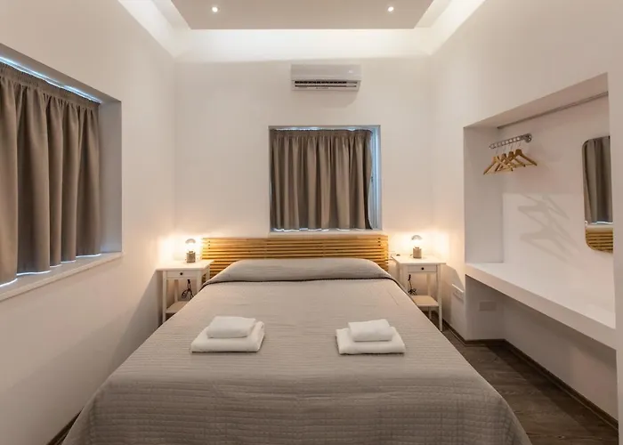 - Unique Staying In Centre 3*